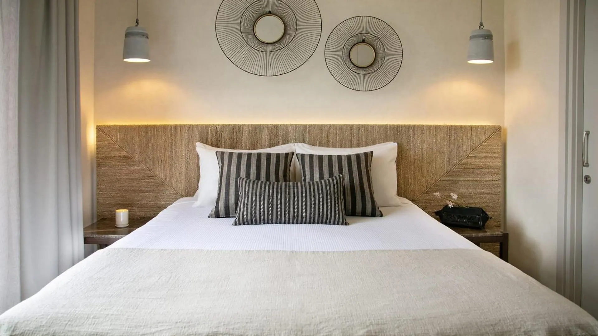 Amazing Protaras Villa Villa Lubbock 3 Bedrooms Private Outdoor Pool And Hot Tub Furnished Sun Terrace Shaded Furnished Terrace Bbq, 0*,  Cypern