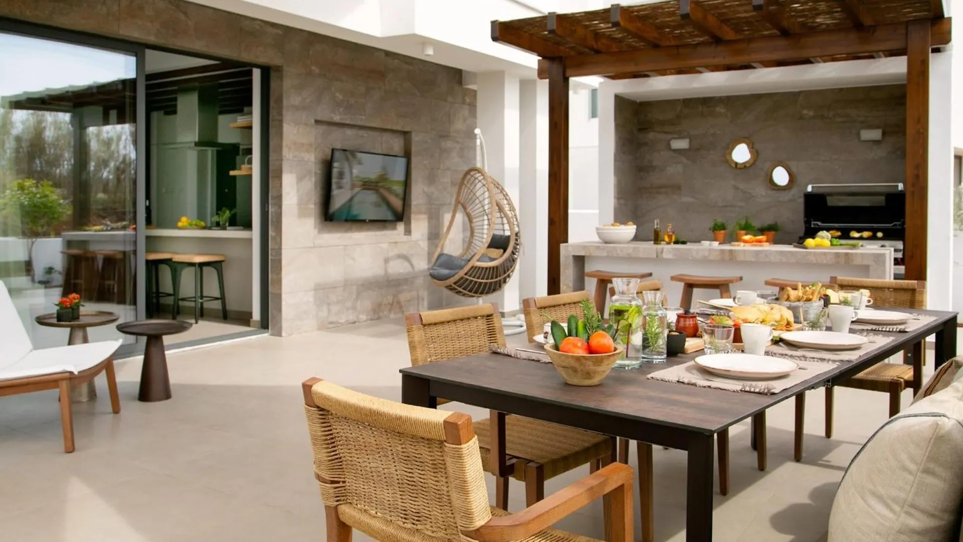 Amazing Protaras Villa Villa Lubbock 3 Bedrooms Private Outdoor Pool And Hot Tub Furnished Sun Terrace Shaded Furnished Terrace Bbq,